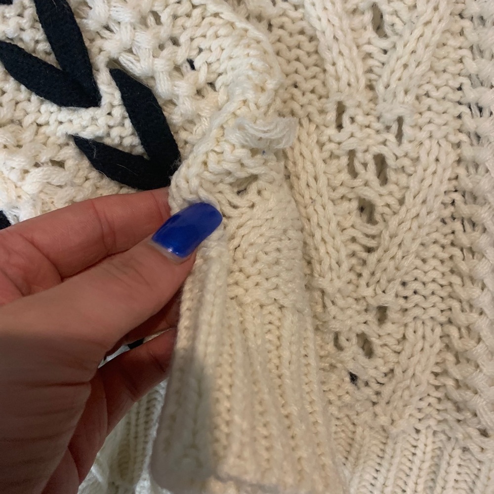 Sweater - Picture 3 of 3